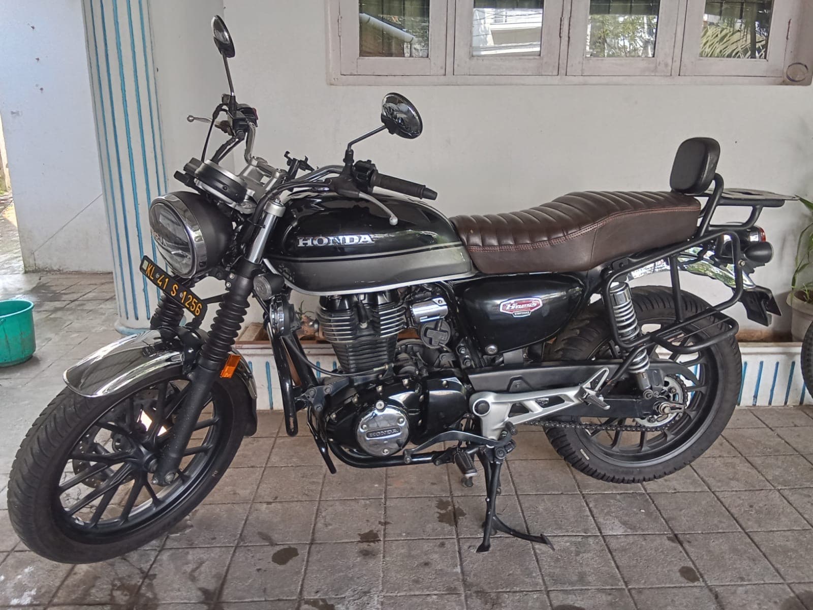 Bike rental in Kochi