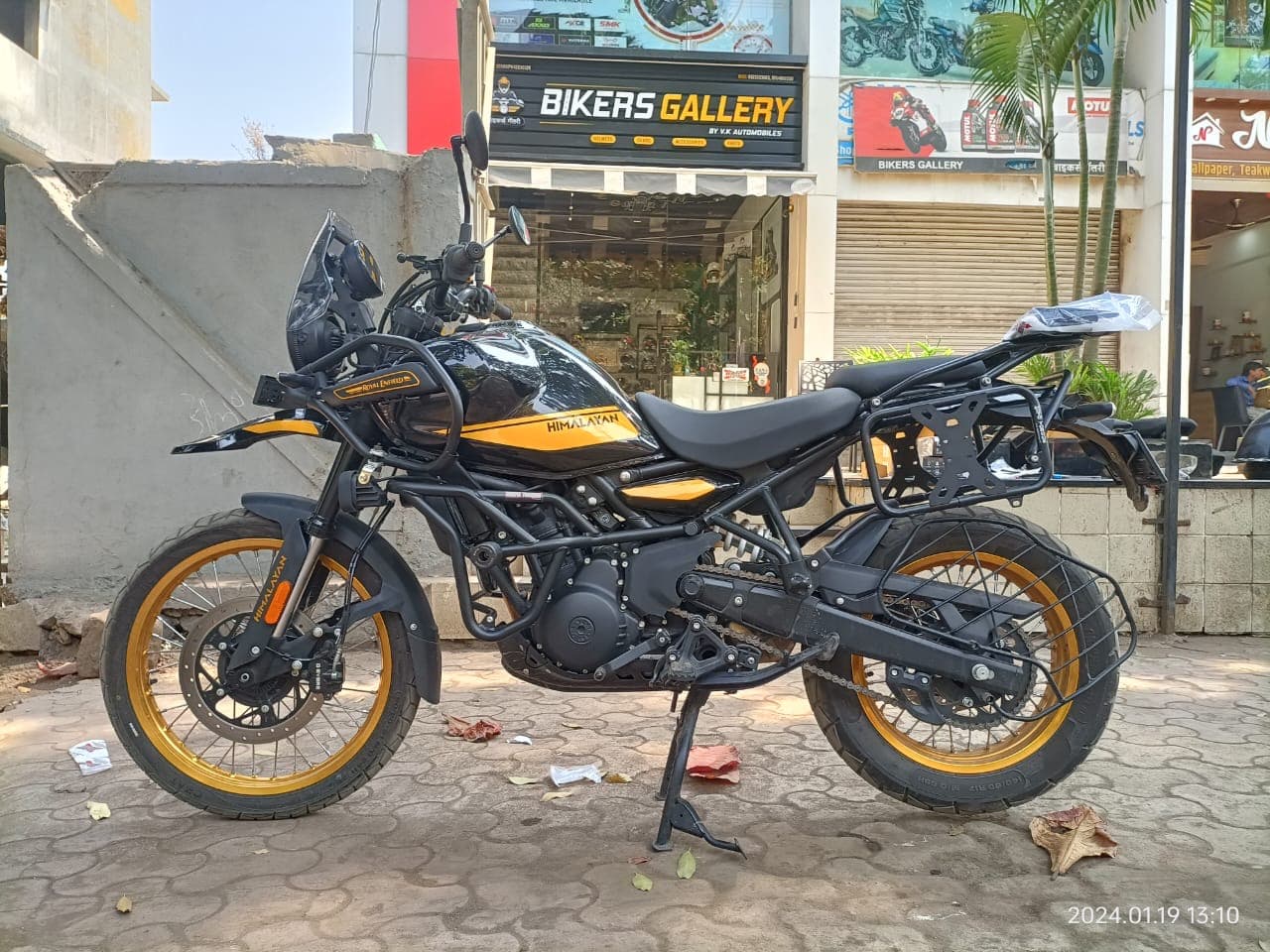 Bike rental in Mumbai